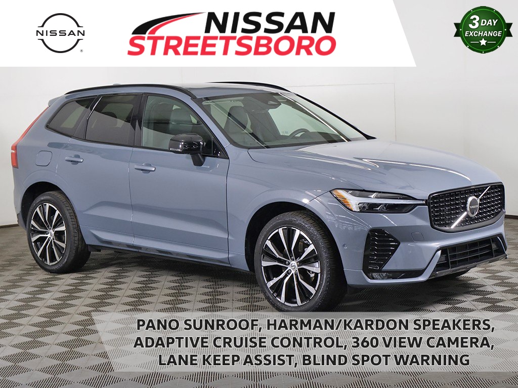 2024 Volvo XC60 Plus's photo