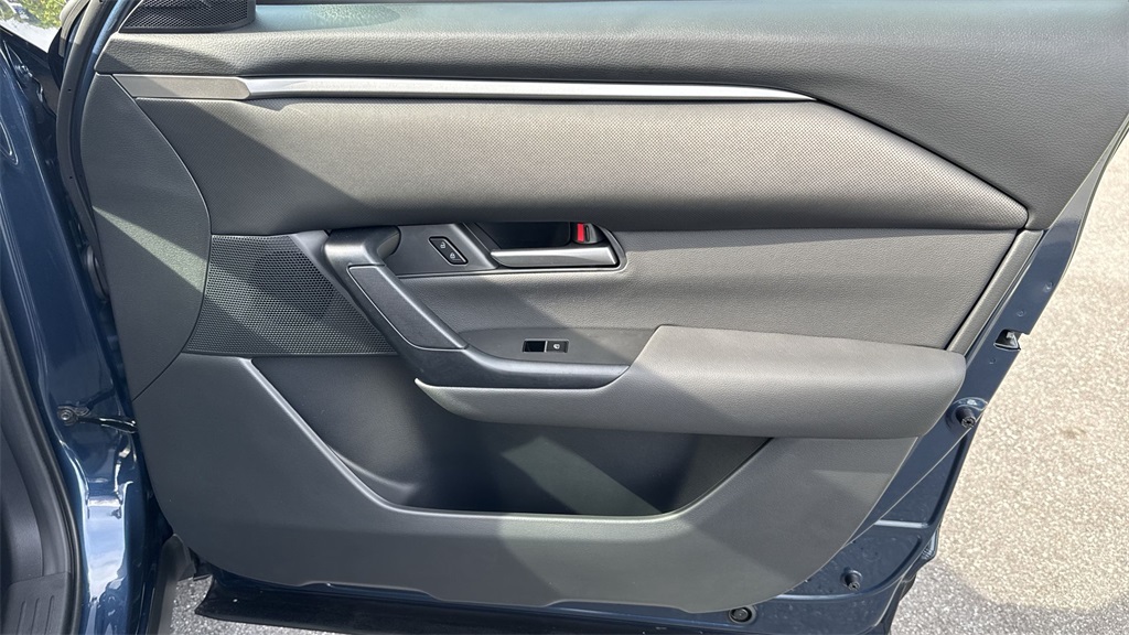 2025 Mazda CX-50 2.5 S Preferred photo 39