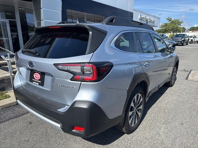 2023 Subaru Outback Limited photo 8