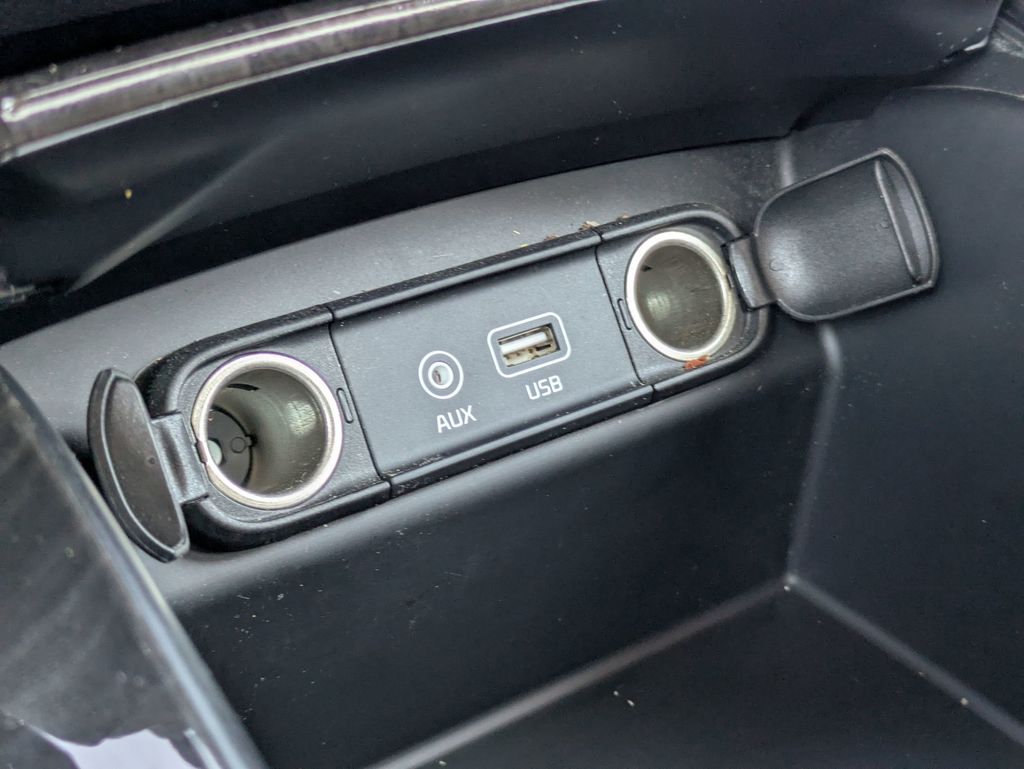 2016 Kia Sorento EX photo 19