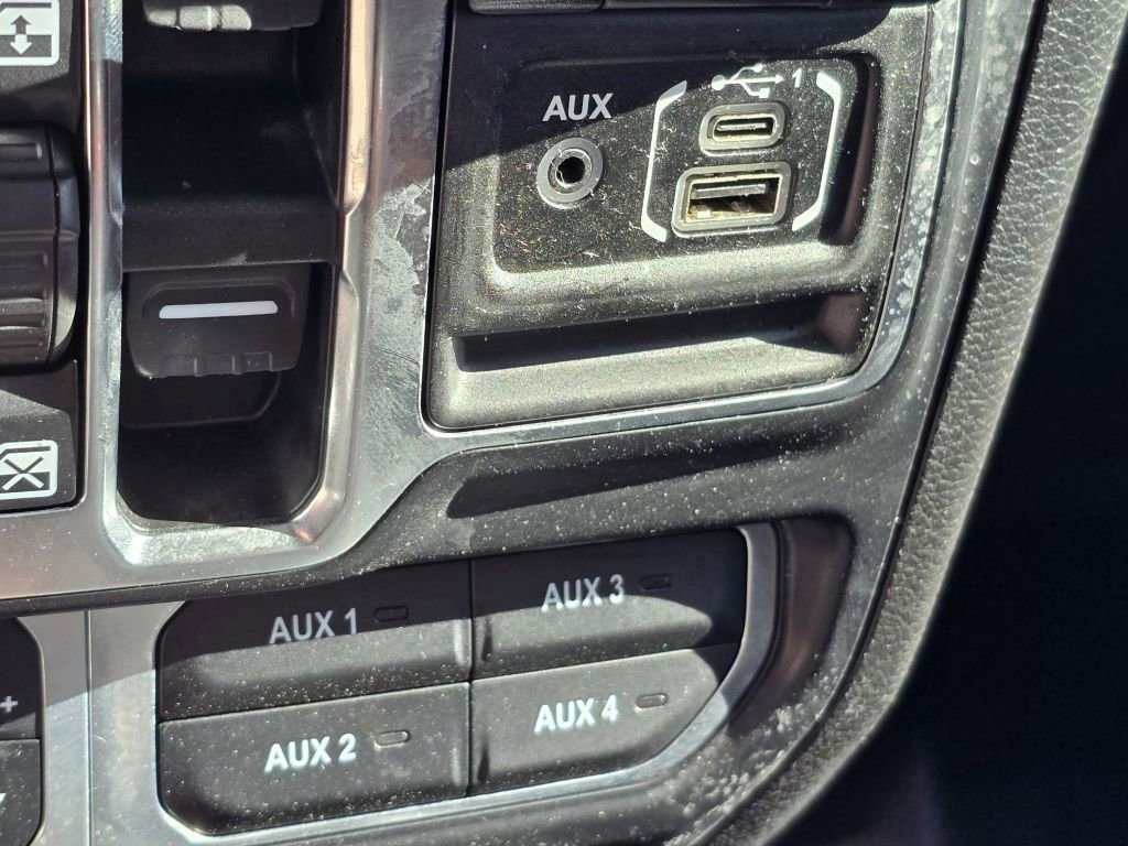 2022 Jeep Wrangler Unlimited Rubicon photo 3