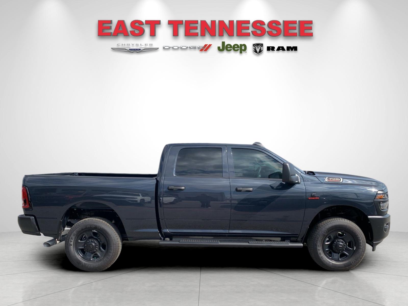 2026 Ram 3500 Tradesman photo 2