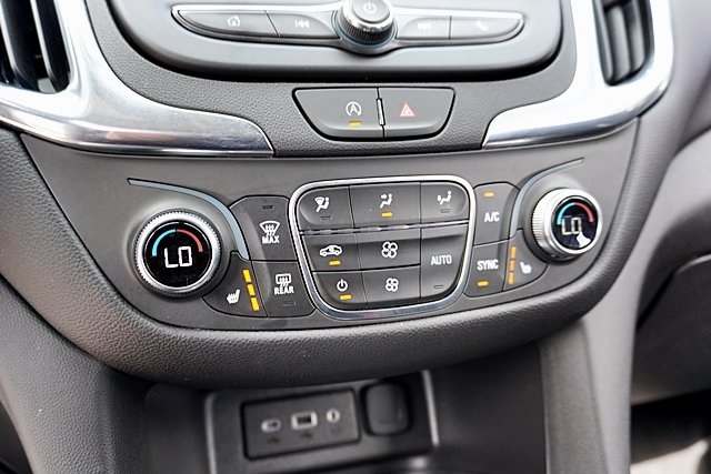 2024 Chevrolet Equinox LT photo 26