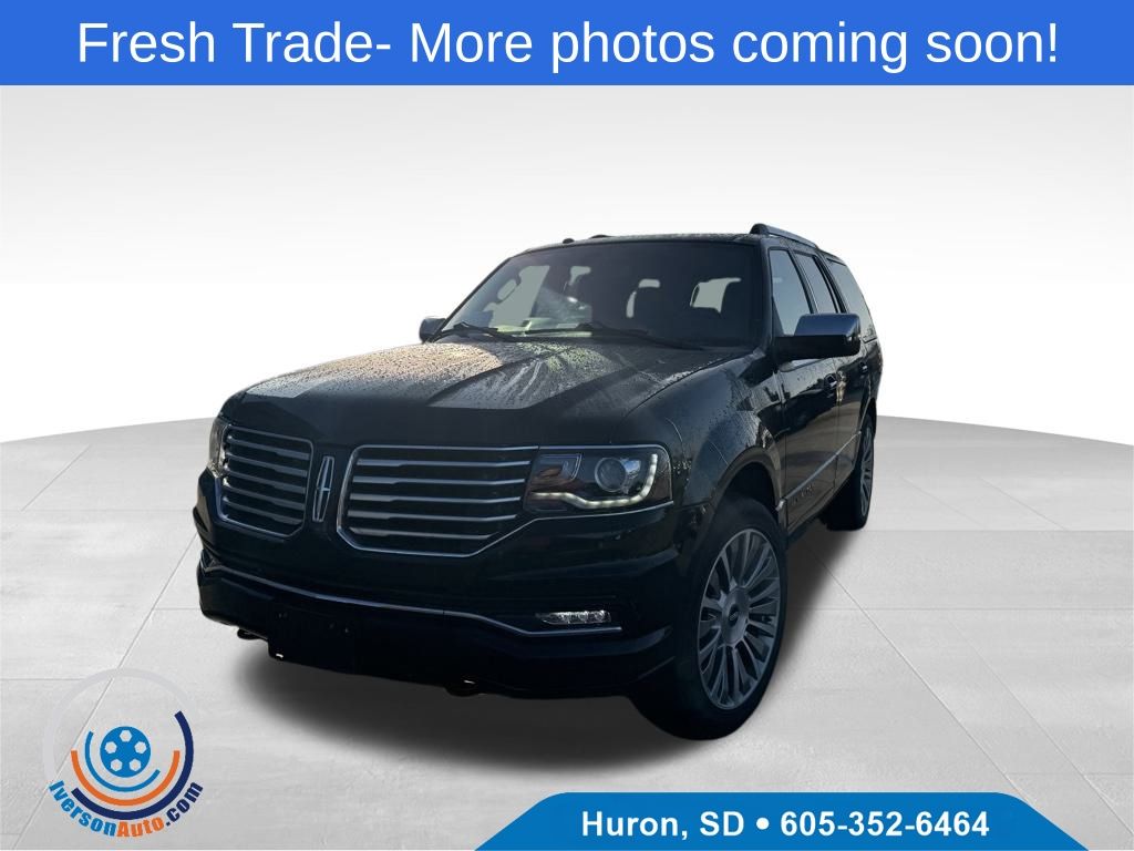2017 Lincoln Navigator Select's photo