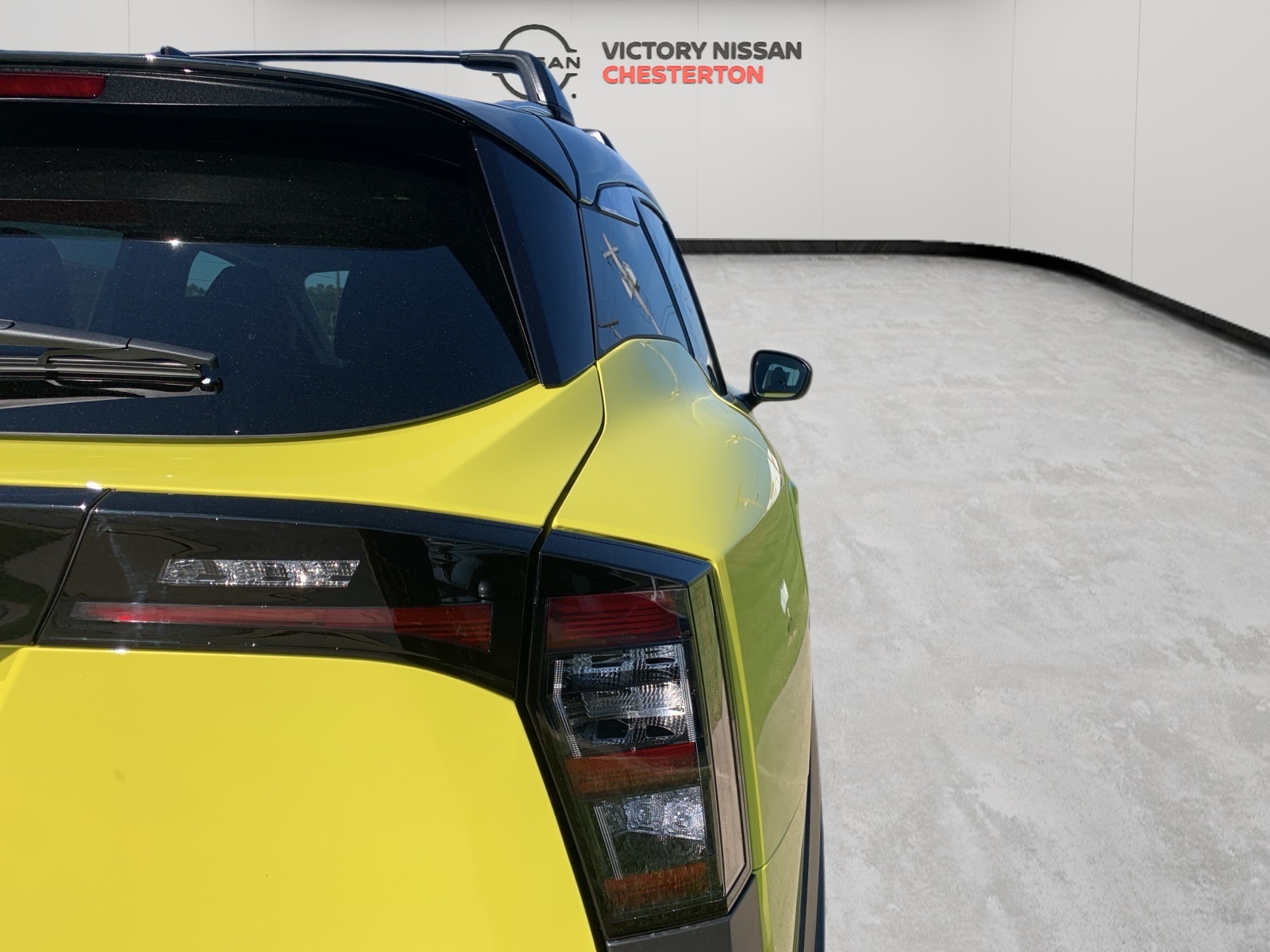 2026 Nissan Kicks SR photo 4