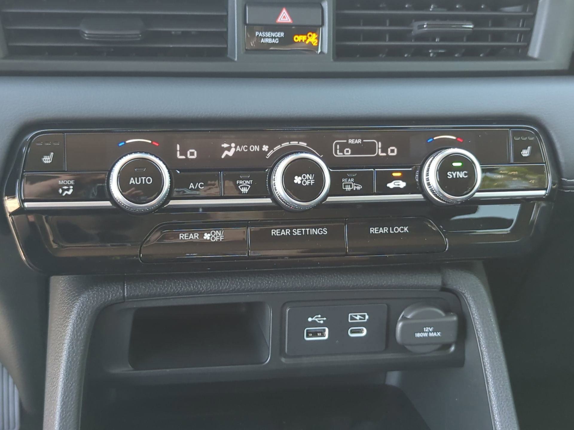 2025 Honda Pilot Touring photo 26