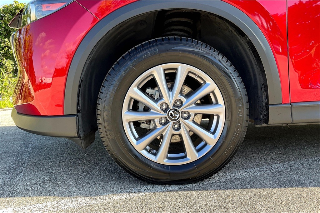 2023 Mazda CX-5 2.5 S Preferred photo 6