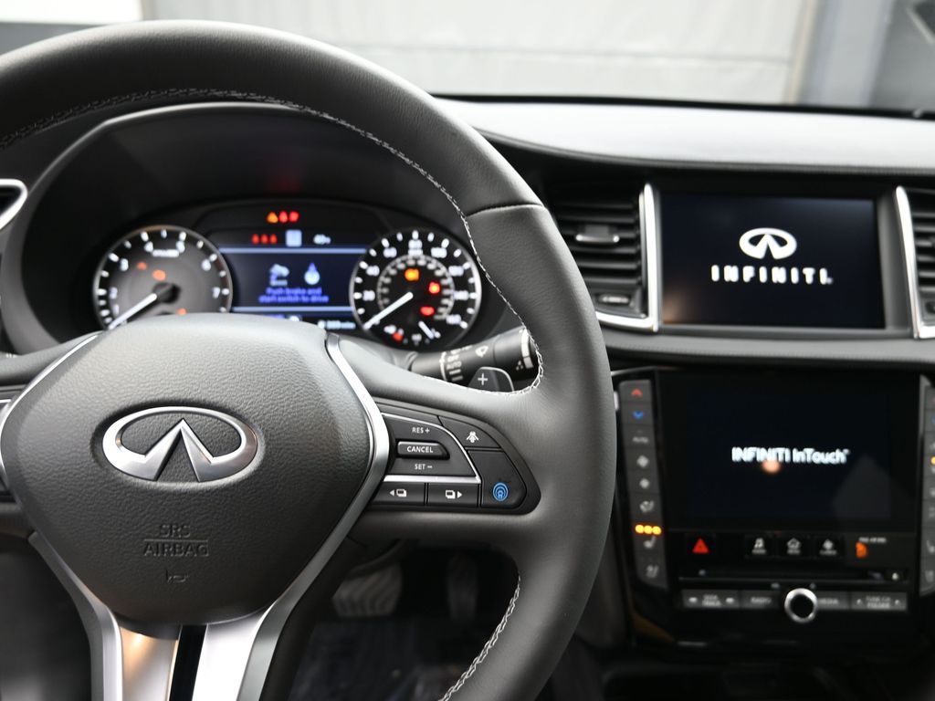 2025 Infiniti QX55 Essential photo 18
