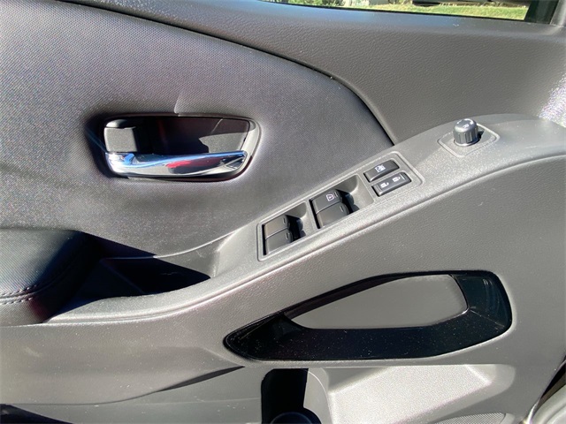 2022 Nissan Frontier PRO-4X photo 3