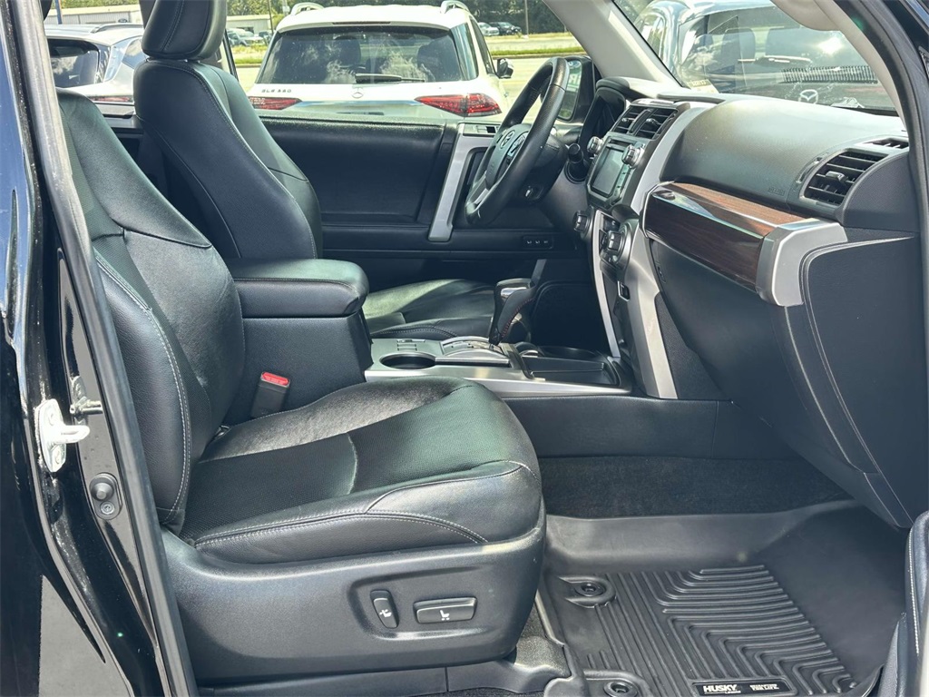 2019 Toyota 4Runner Limited photo 2