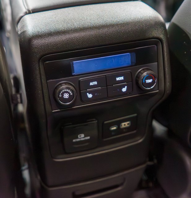 2023 Gmc Acadia Denali photo 13