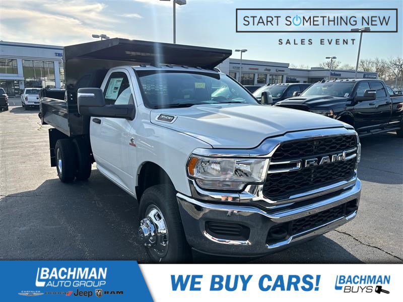 2024 RAM Ram 3500 Chassis Cab Tradesman's photo