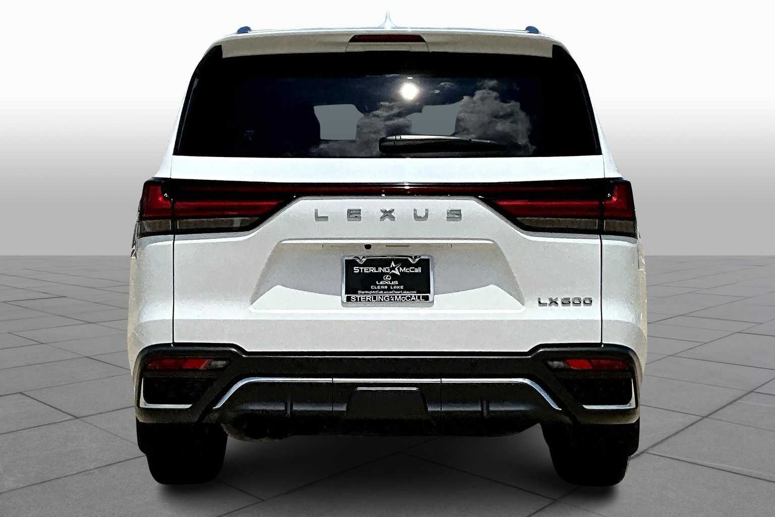 2024 Lexus LX 600 F SPORT photo 4