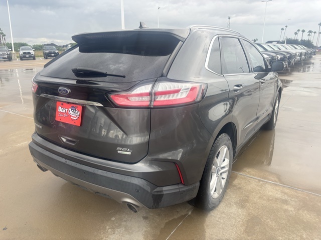2019 Ford Edge SEL photo 6