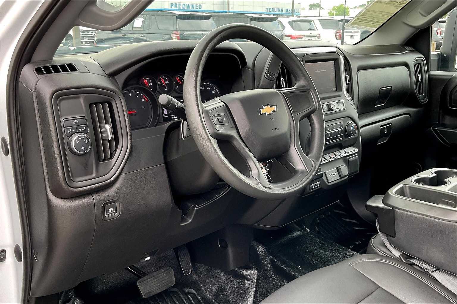 2023 Chevrolet Silverado 2500HD Work Truck photo 30