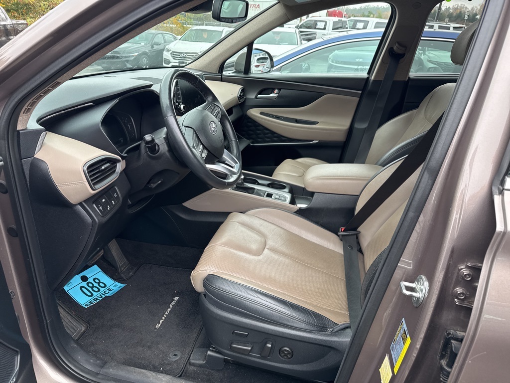 2020 Hyundai Santa Fe Limited photo 3