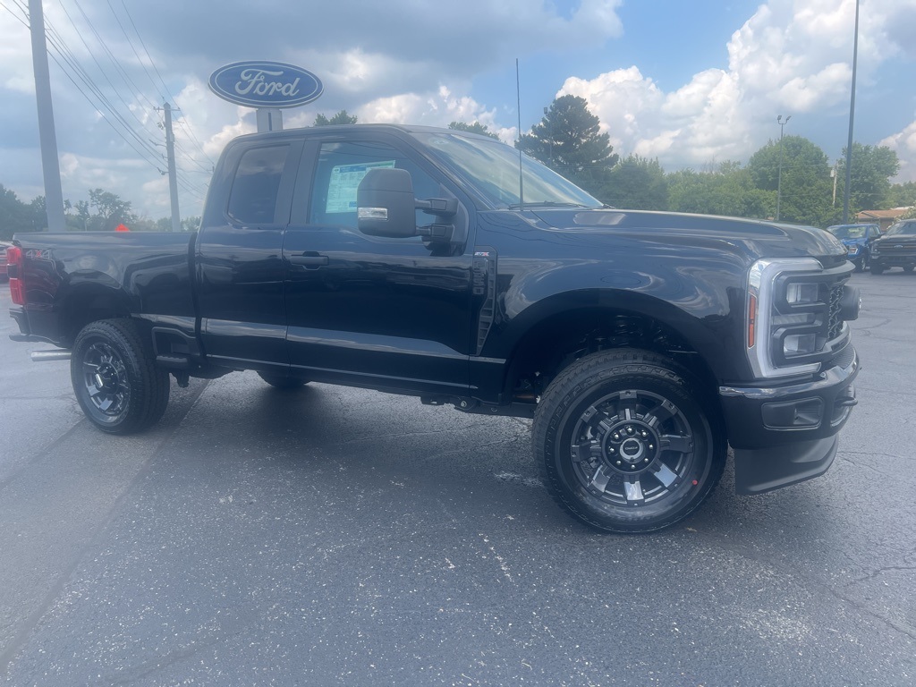 2026 Ford F-350 XL photo 2