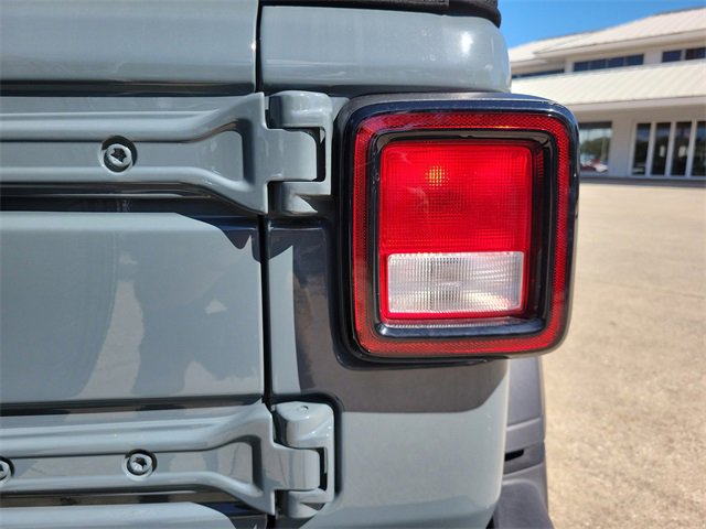 2024 Jeep Wrangler Sport S photo 13