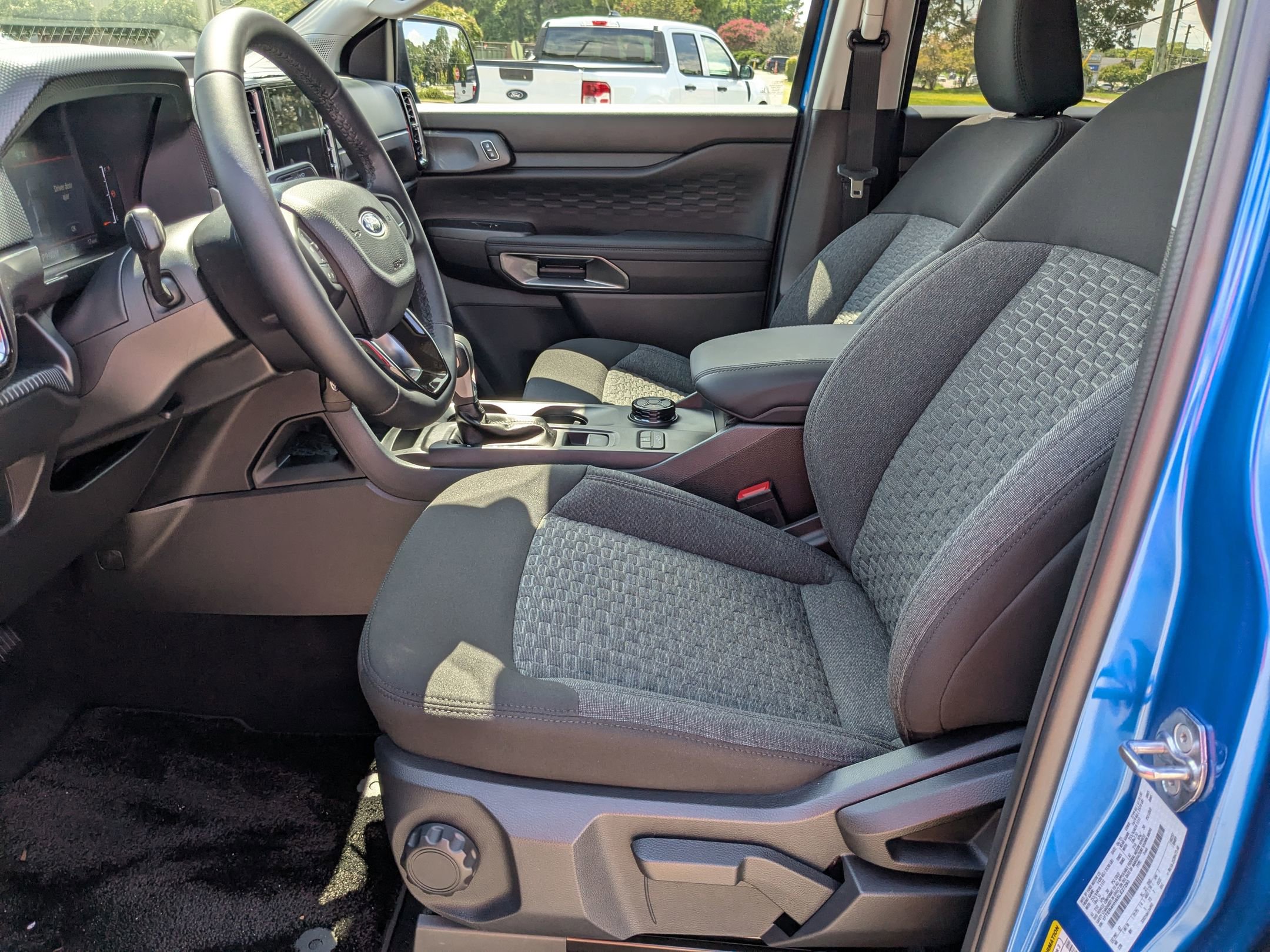 2025 Ford Ranger XLT photo 14