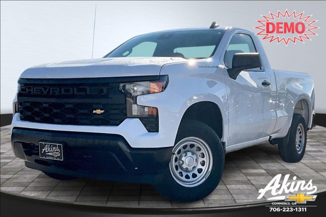 2026 Chevrolet Silverado Base's photo