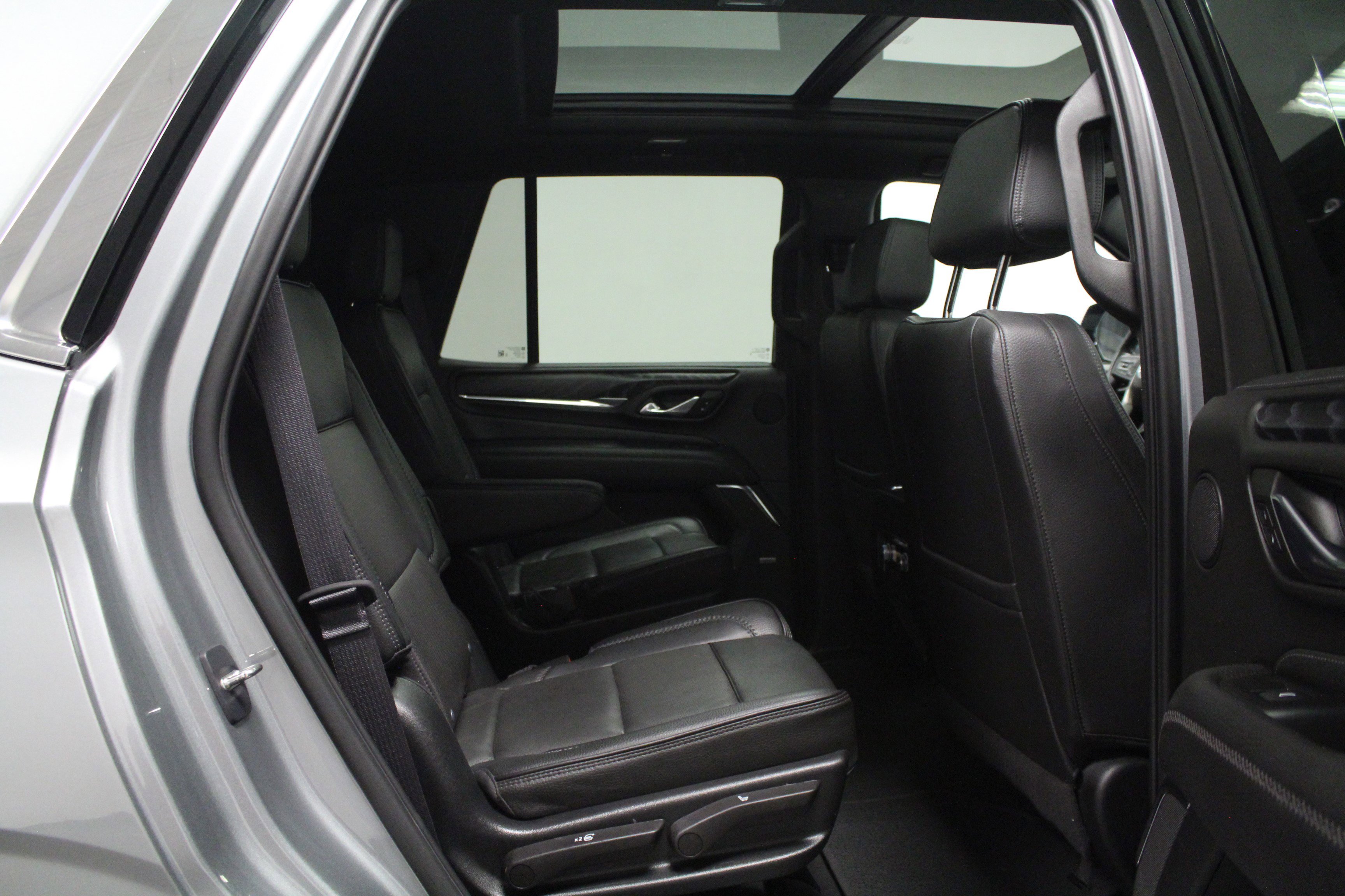 2023 Gmc Yukon Denali photo 14