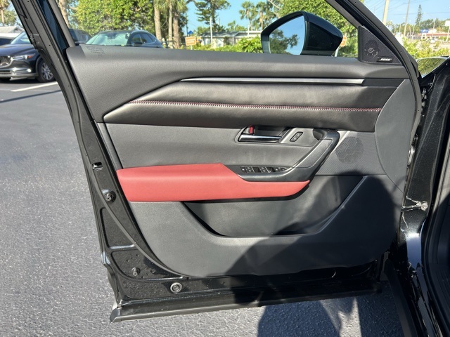 2025 Mazda CX-50 Premium Plus photo 7