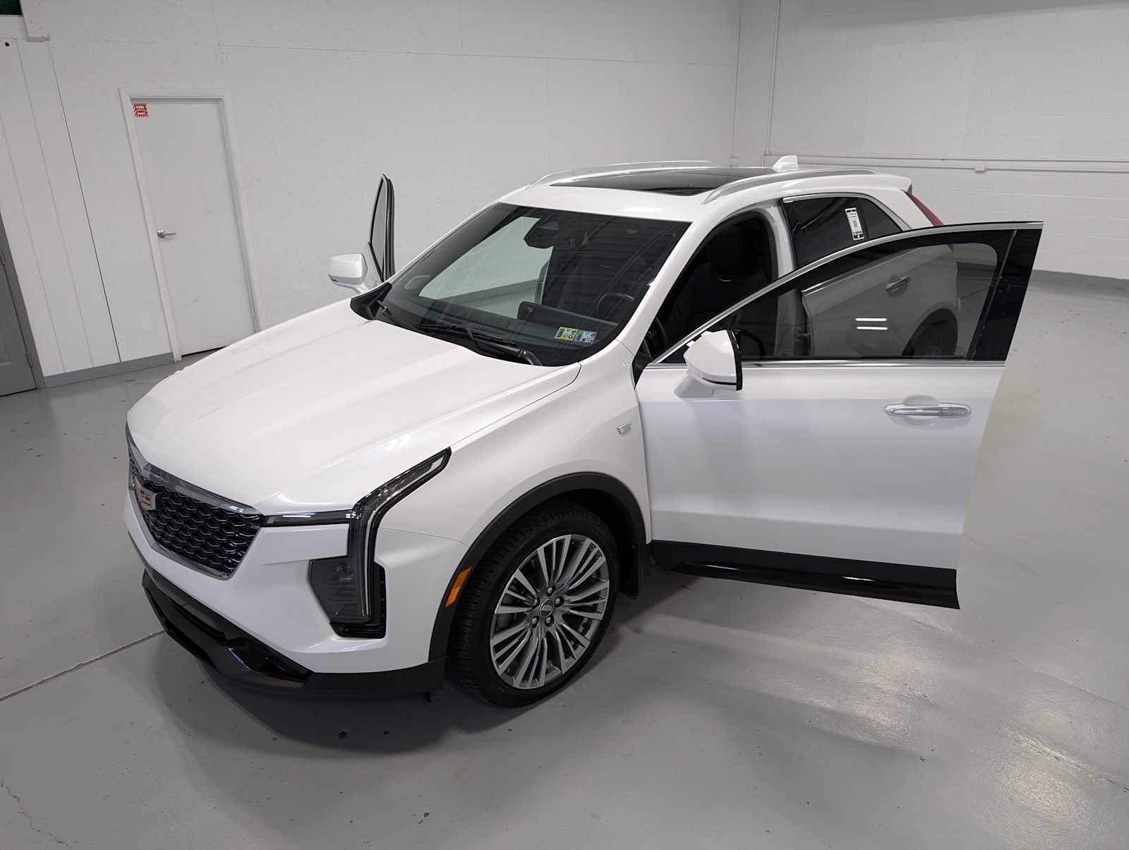 2024 Cadillac XT4 Premium Luxury photo 15