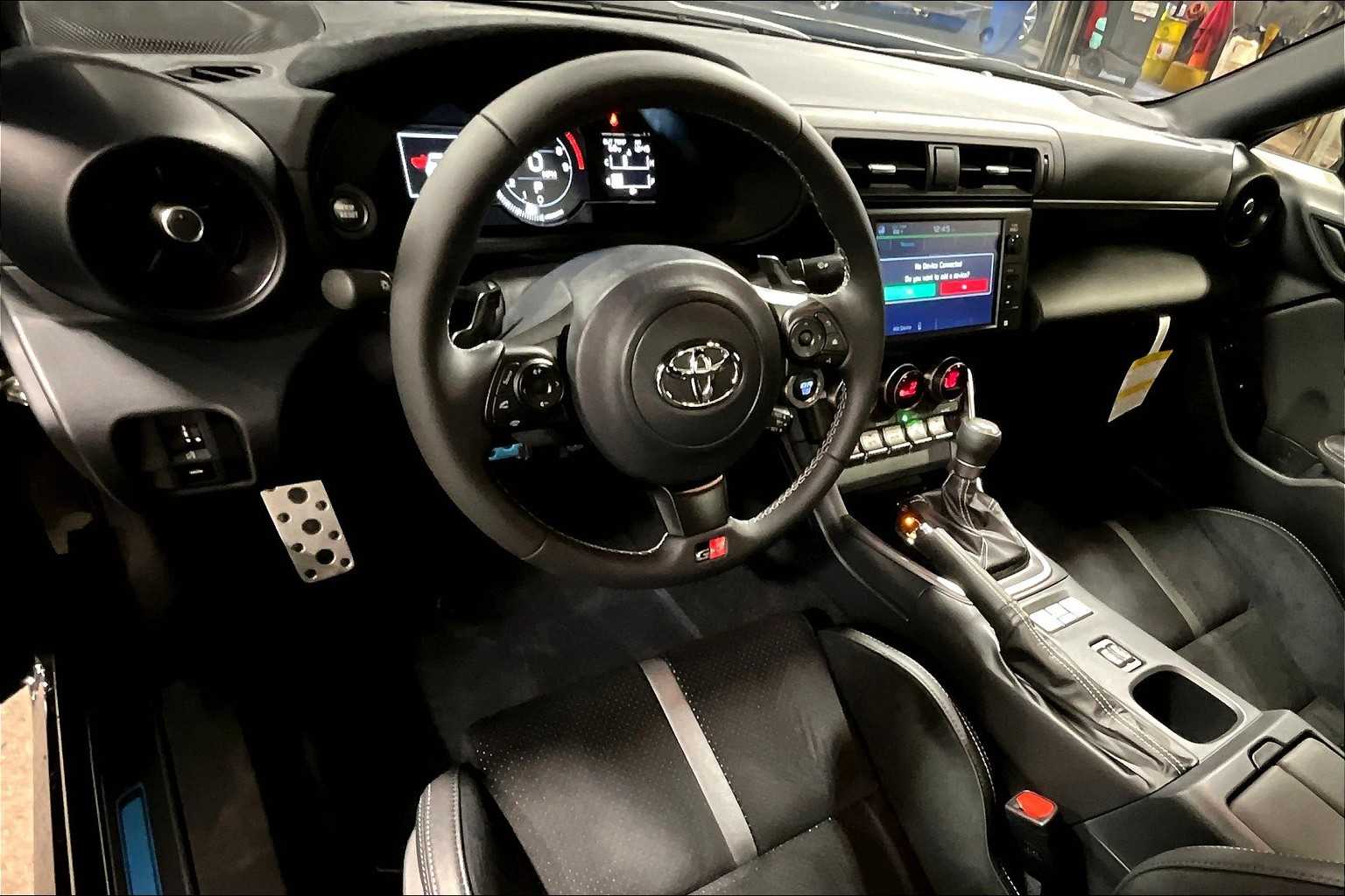 2025 Toyota GR86 Premium photo 5