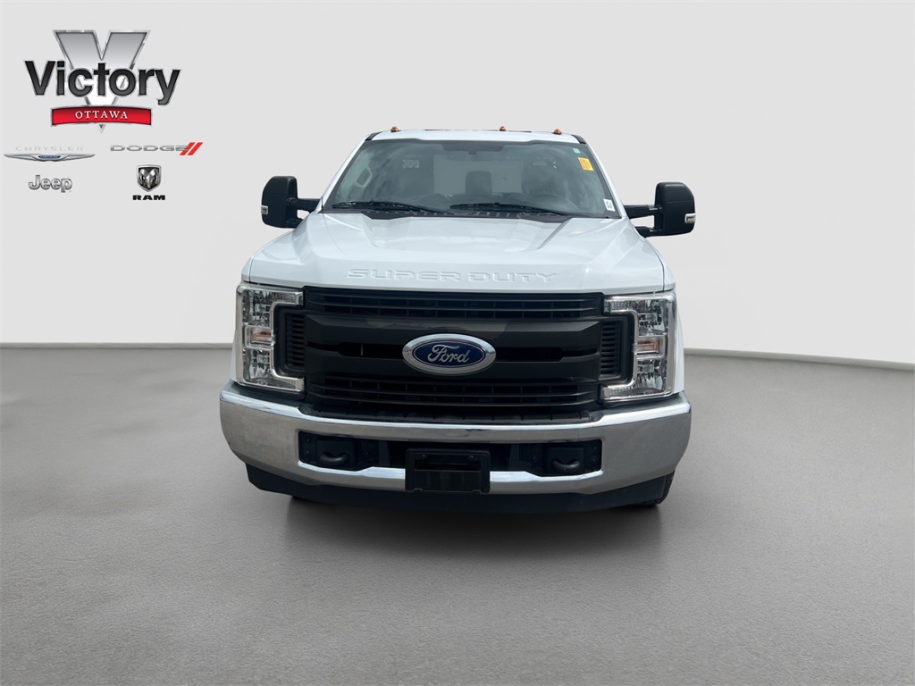 Used 2019 Ford F-250 Super Duty XL with VIN 1FDBF2A63KEC70864 for sale in Kansas City
