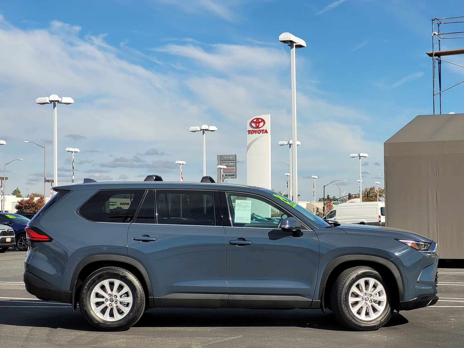 2024 Toyota Grand Highlander Limited photo 3