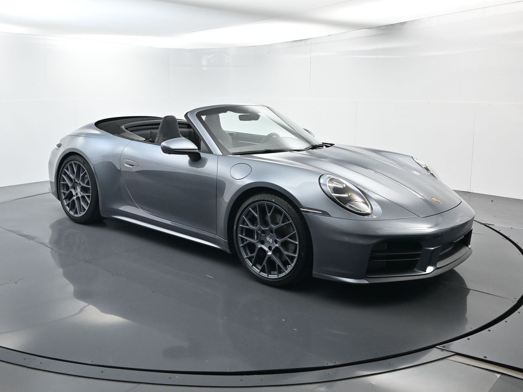 2026 Porsche 911 T photo 14