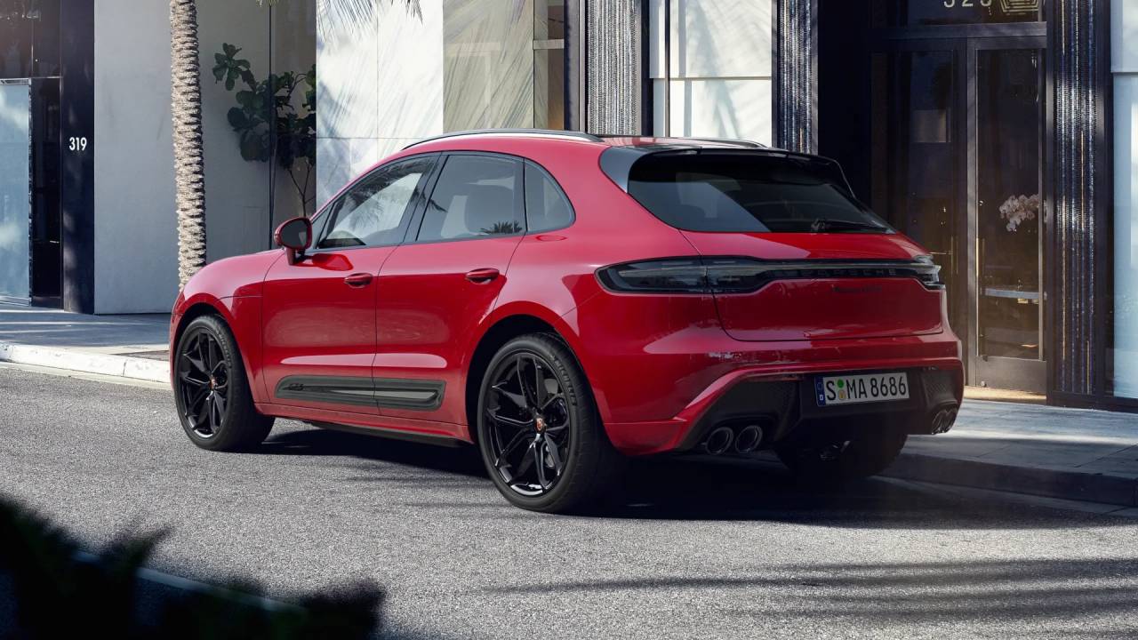 2025 Porsche Macan GTS photo 3