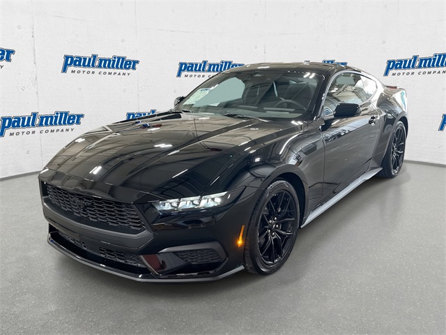 2025 Ford Mustang EcoBoost's photo