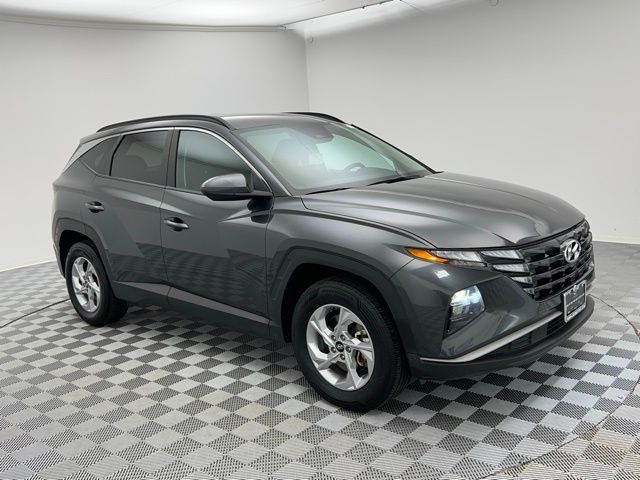 2024 Hyundai Tucson SEL photo 2