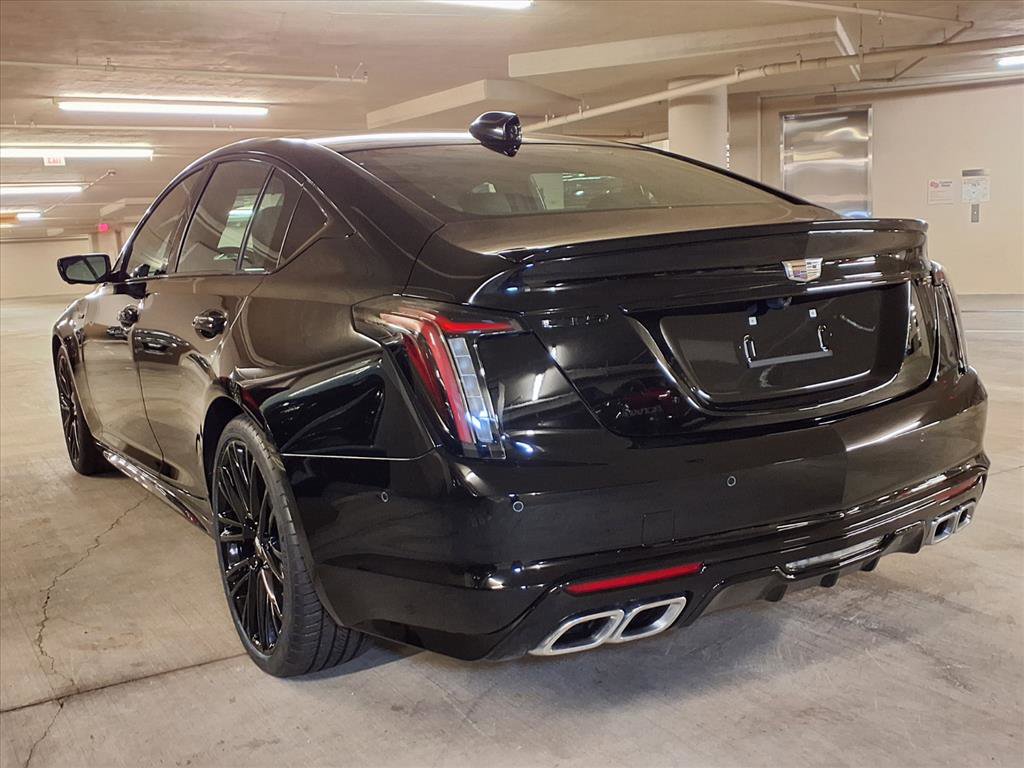2026 Cadillac CT5 V photo 9