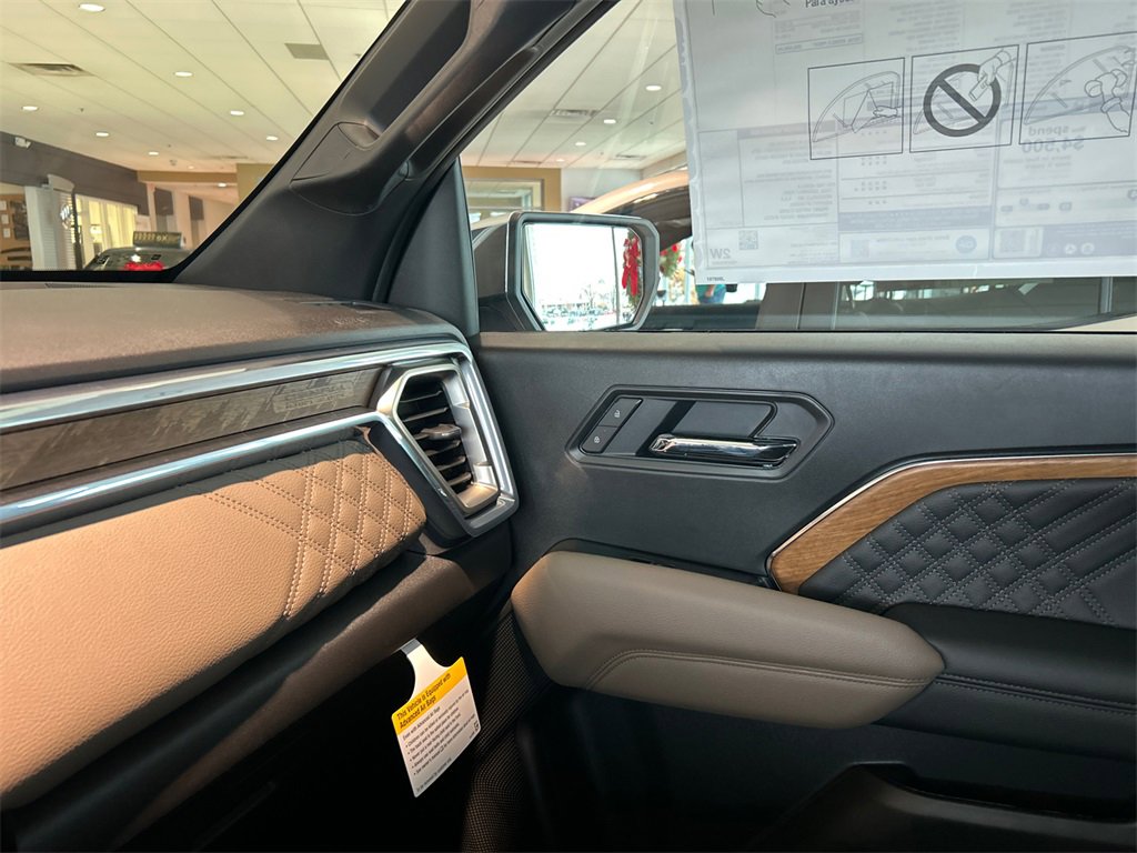 2026 GMC CANYON - Image 26