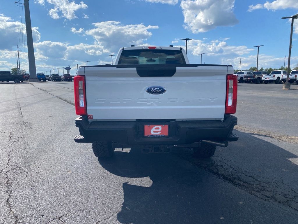 2025 Ford F-250 XL photo 6