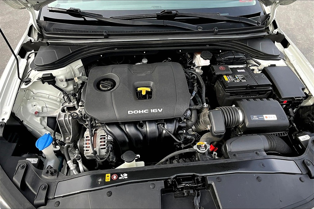 2017 Hyundai Elantra SE photo 24