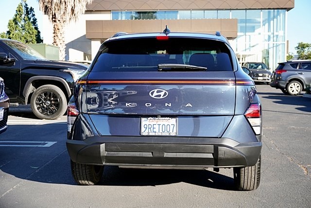 Used 2025 Blue Hyundai SEL image 8