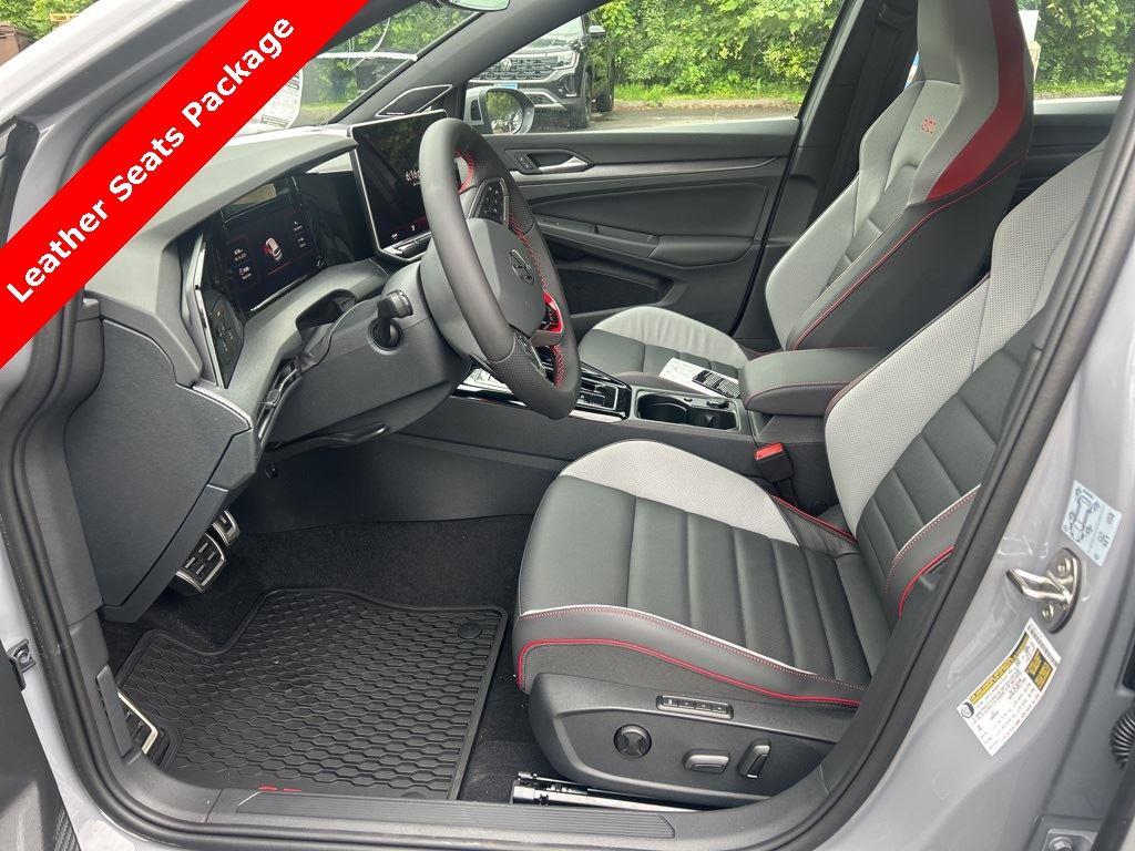 2025 Volkswagen Golf GTI SE photo 6