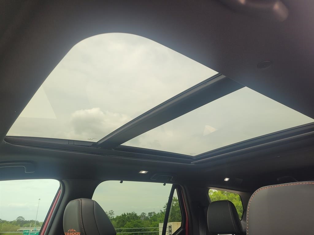 2025 Honda Pilot TrailSport photo 6