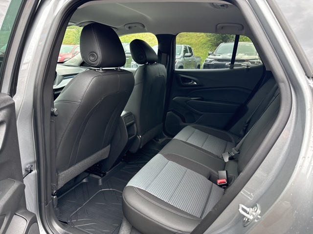 2026 Chevrolet Trax LT photo 17