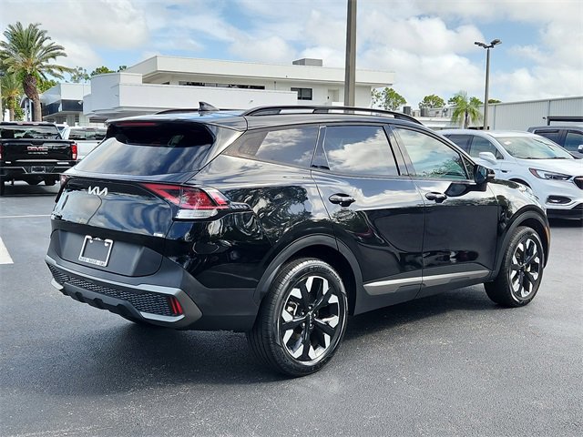 2023 Kia Sportage X-Line photo 2