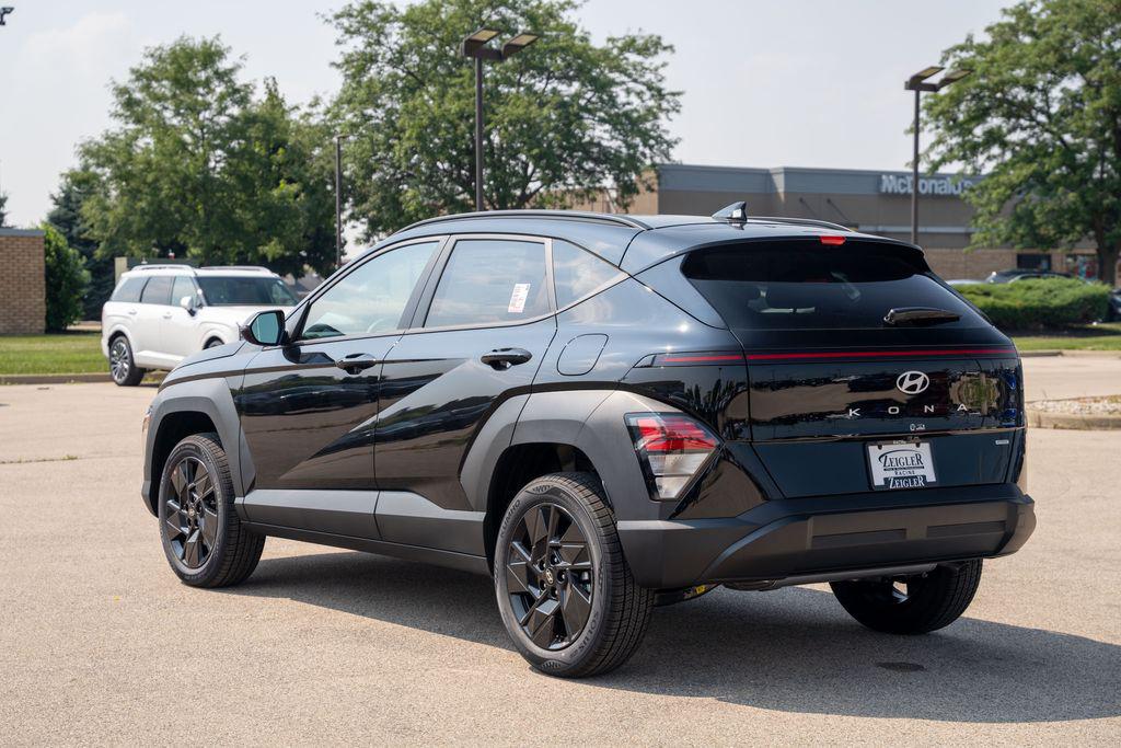 2026 Hyundai Kona SEL photo 4