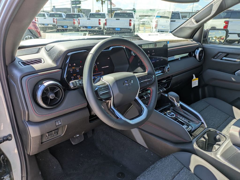 2025 Chevrolet Colorado Z71 photo 11
