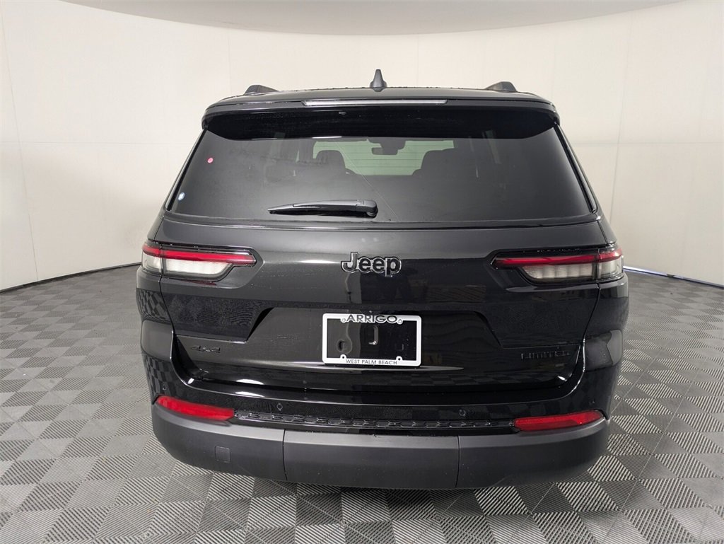 2025 Jeep Grand Cherokee Limited photo 4