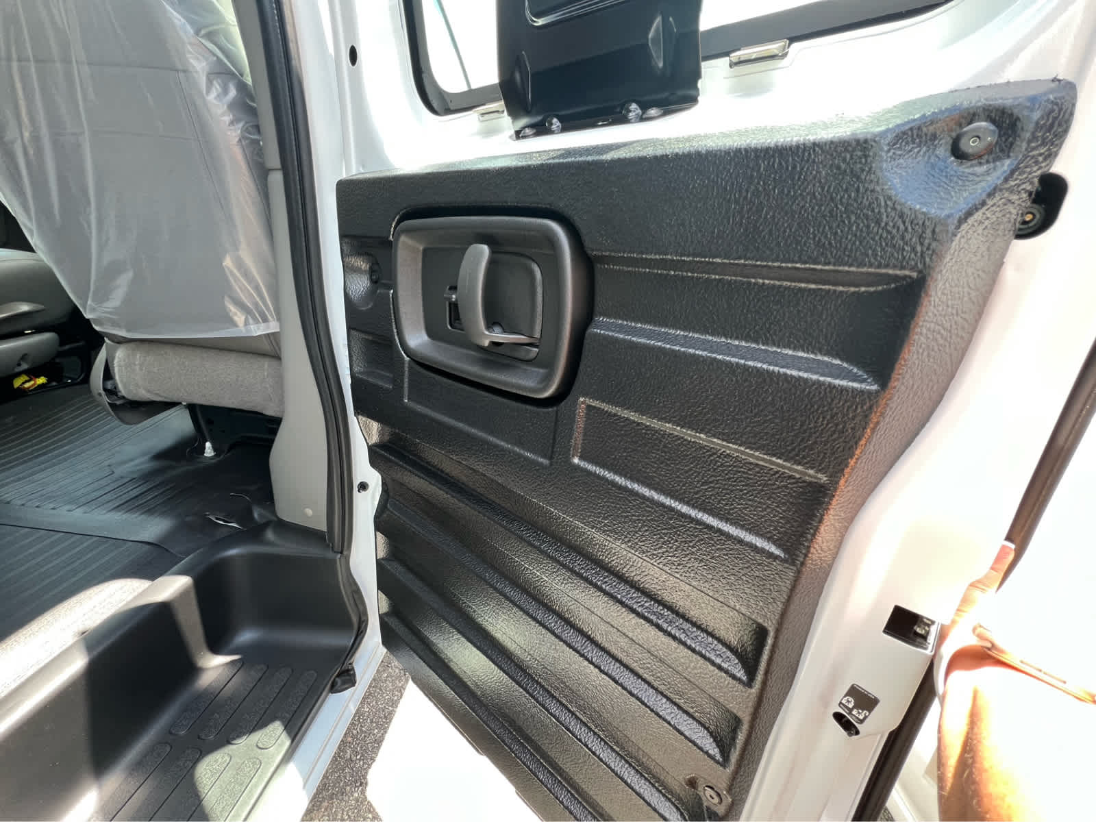 New 2025 Summit White GMC Work Van image 8