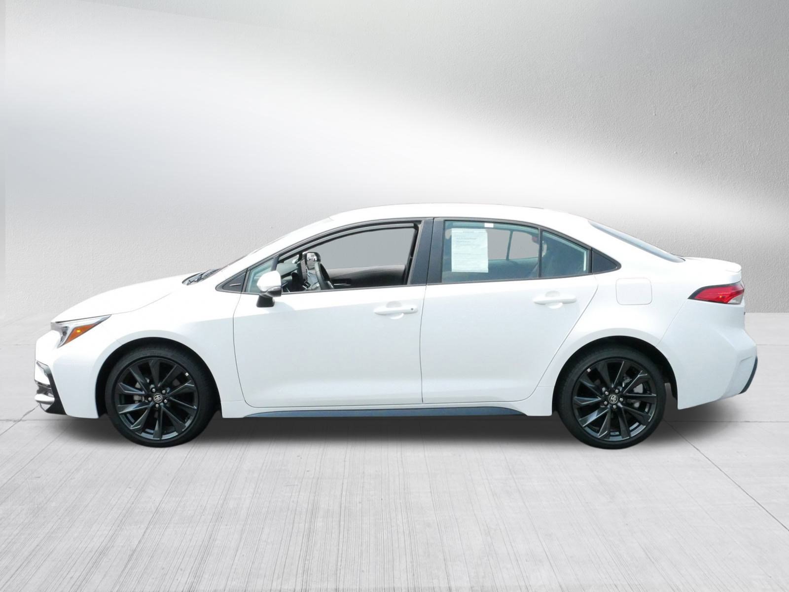 2024 Toyota Corolla SE photo 4