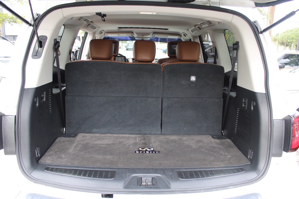 2019 Infiniti QX80 Luxe photo 29