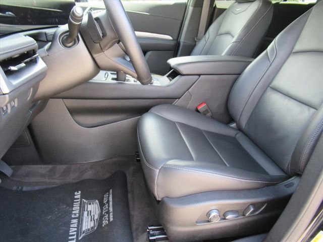 2025 Cadillac XT4 Premium Luxury photo 18